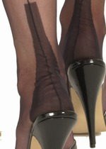 Fully Fashioned Cuban Heel